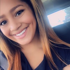 Meet your Posher, Mercedes